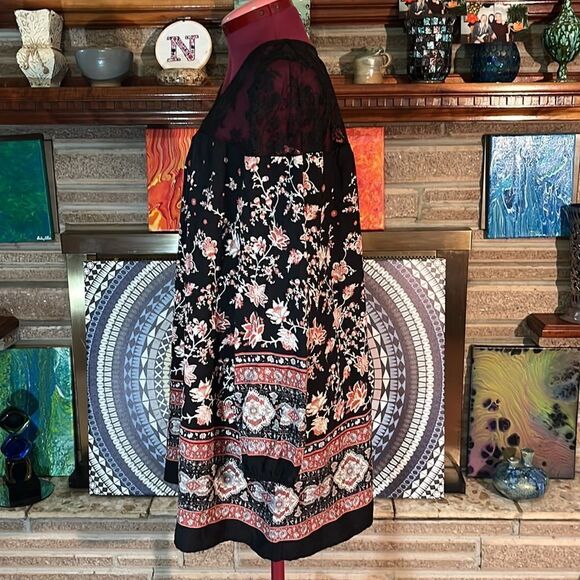 Gorgeous Black Floral and Paisley Printed Dress Lace Inset Long Sleeve NWOT MED - Picture 7 of 12
